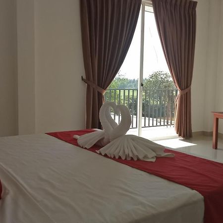 Bed and Breakfast Grand Riverine Kotugoda Экстерьер фото