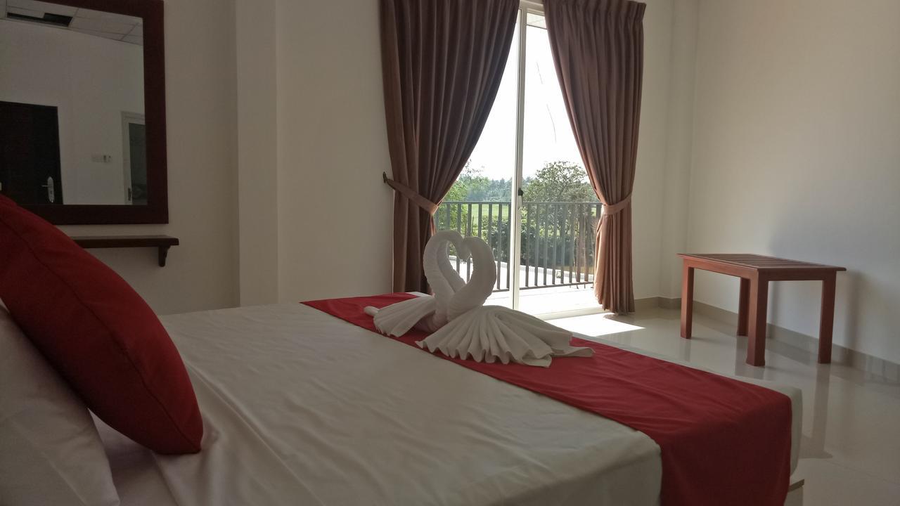 Bed and Breakfast Grand Riverine Kotugoda Экстерьер фото